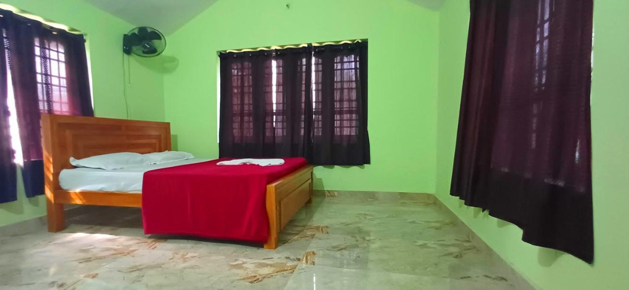 Empire Homestay Kalpetta Exterior photo